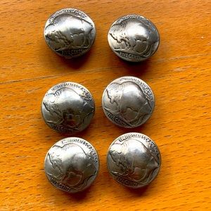6 silver Buffalo button covers
